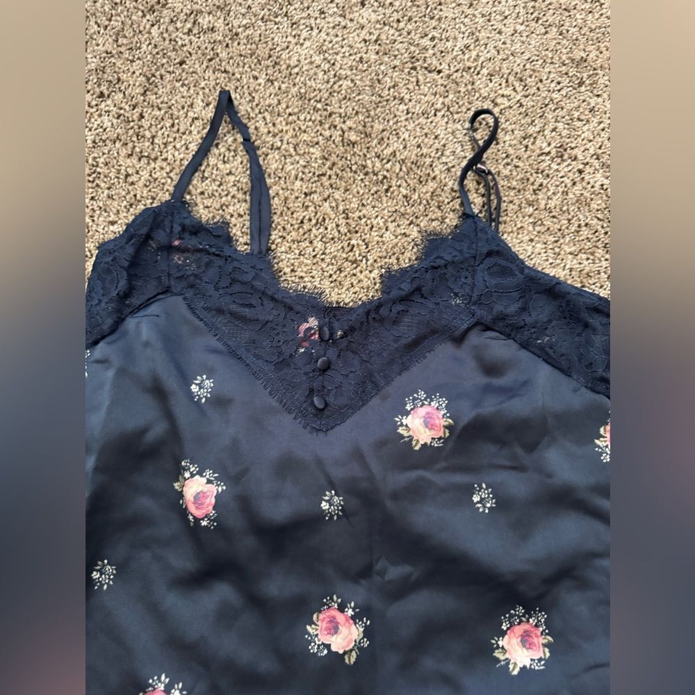 Abercrombie slip - Picture 2 of 5